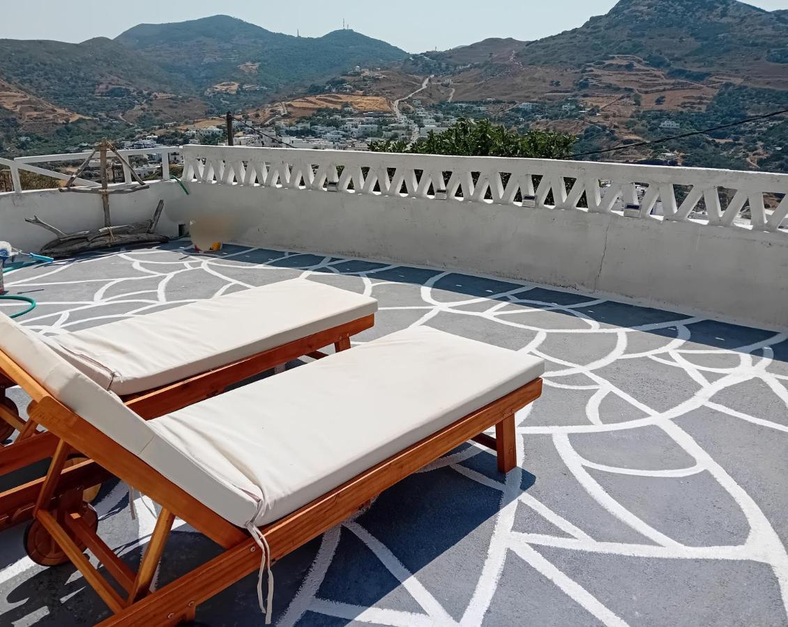 Вилла Vasiliki Skyros Castle View Экстерьер фото